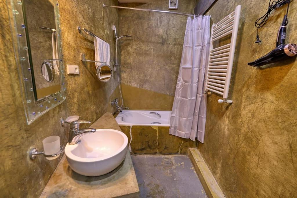 Mariko'S Home Tbilisi Ngoại thất bức ảnh